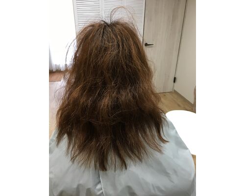 縮毛矯正する前
